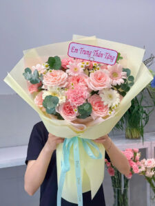 Bó hồng trong trẻo