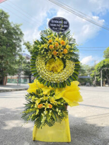 Vòng hoa chia buồn