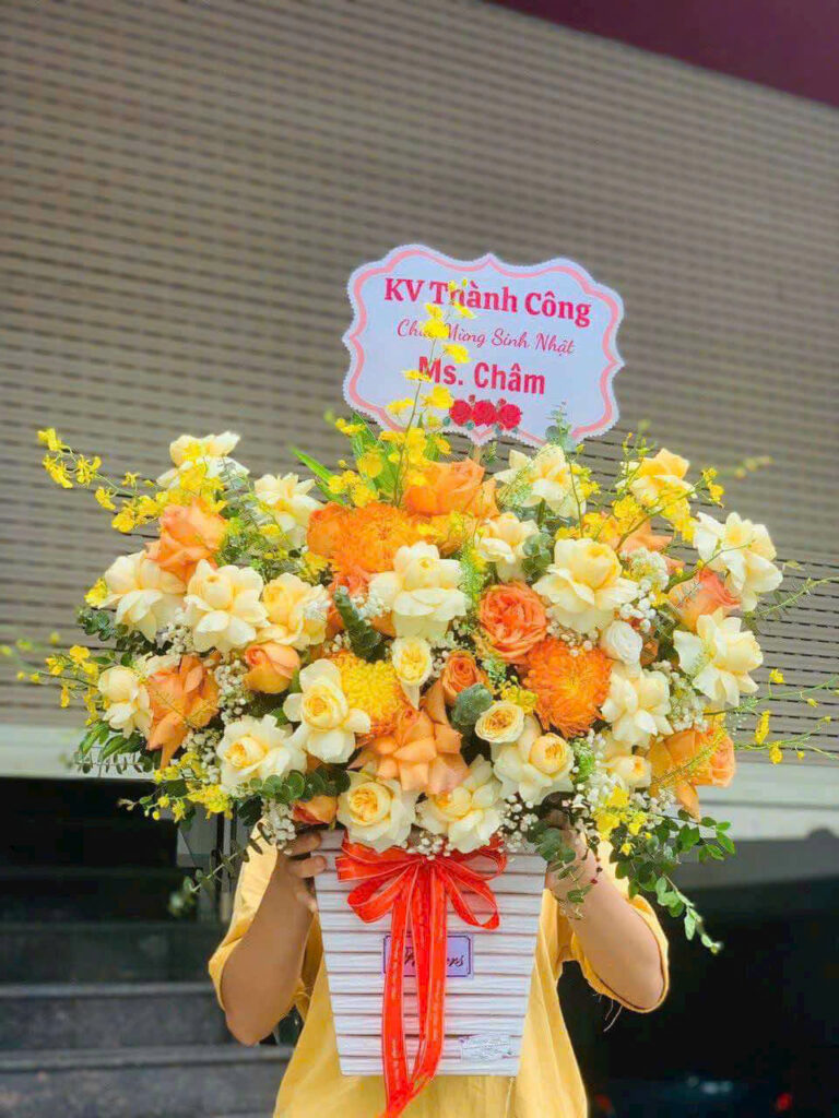 Giỏ hoa chúc mừng