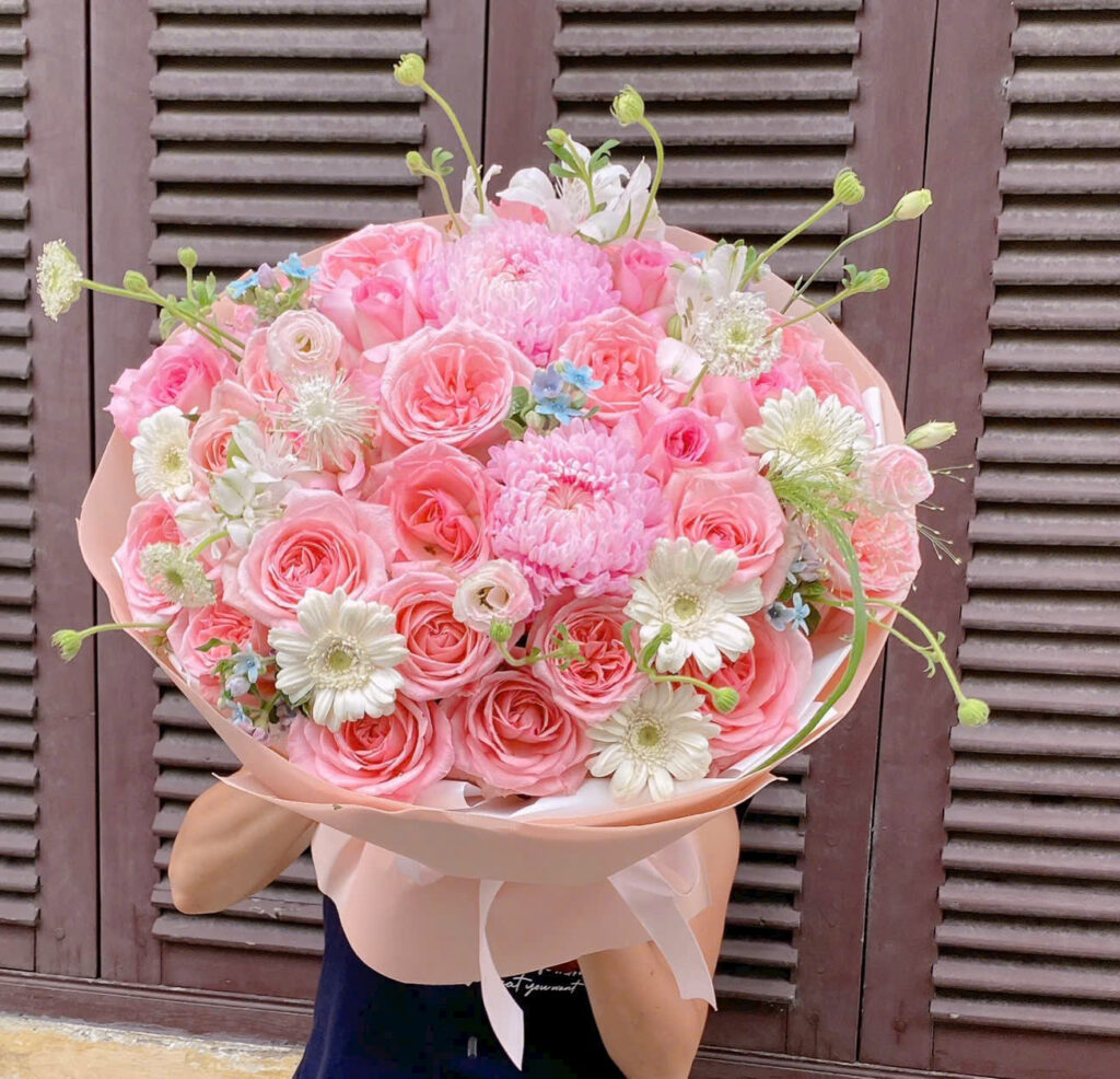 Bó hoa tông hồng